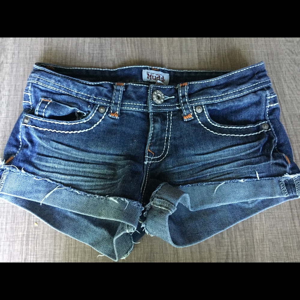 NFS Mudd ripped- hem booty shorts